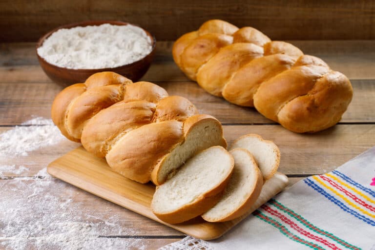 Paine coapta de casa